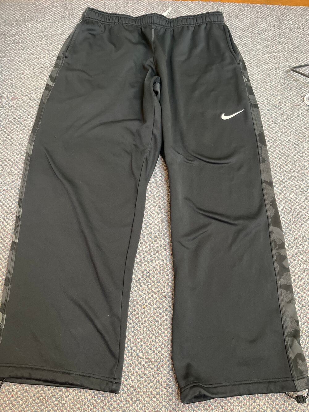 Nike Therma Fit Fleece Sweatpants Black Gray Camo XXL